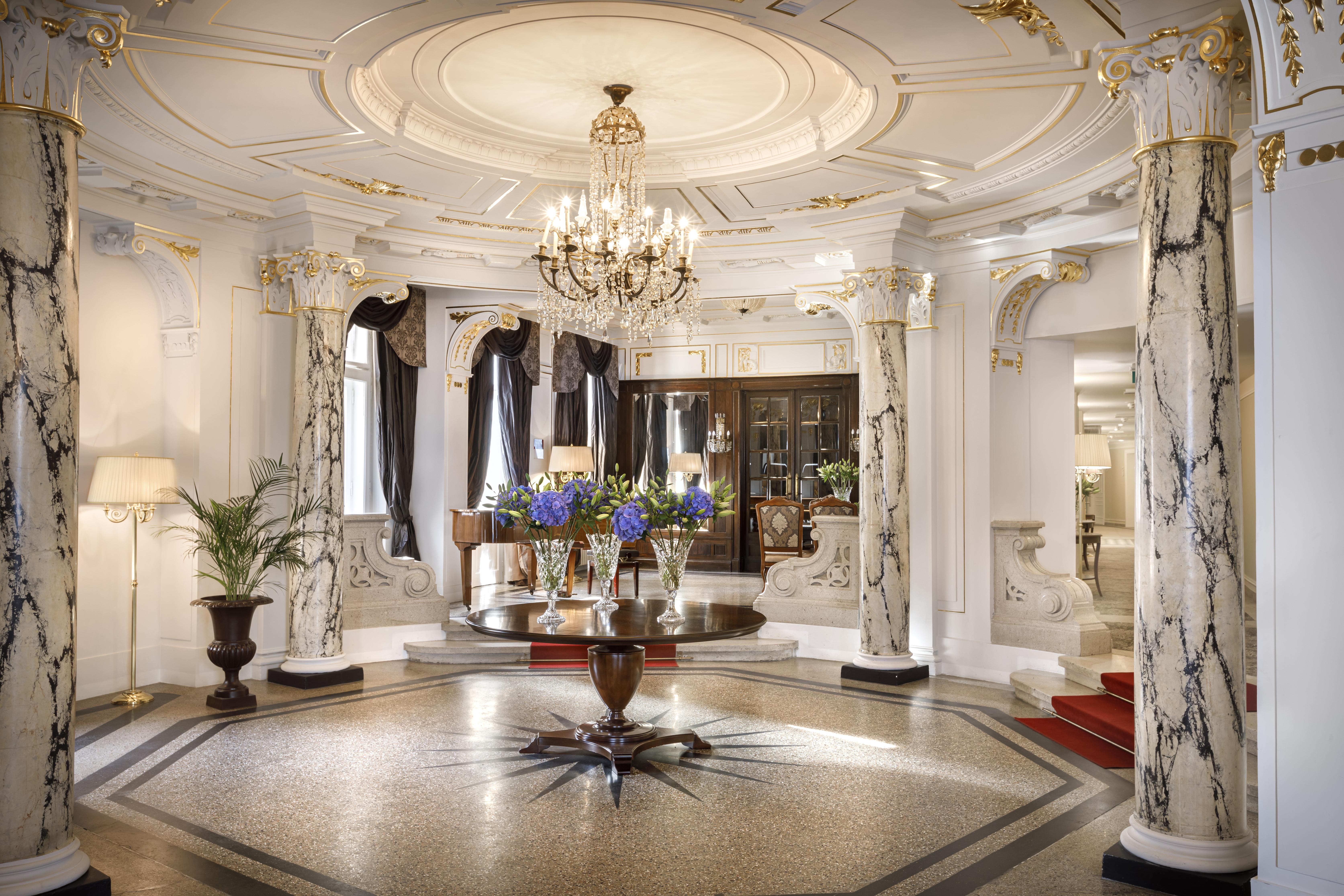 Hotel Palace Bellevue - Liburnia Opatija Exteriör bild